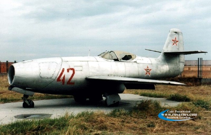 Самолет Як-23