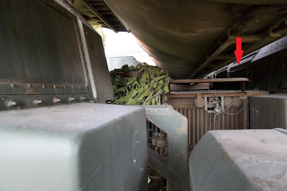 изнутри на кабину