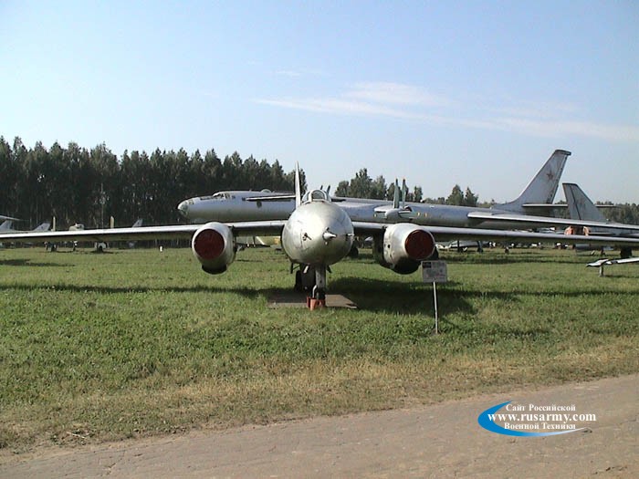 Самолет Як-25