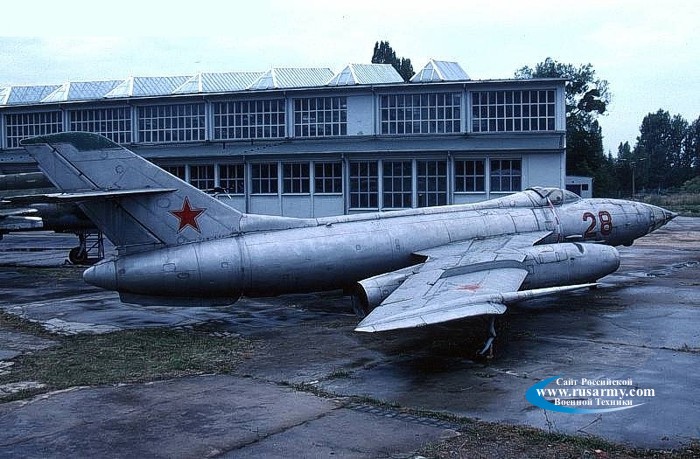 Самолет Як-27
